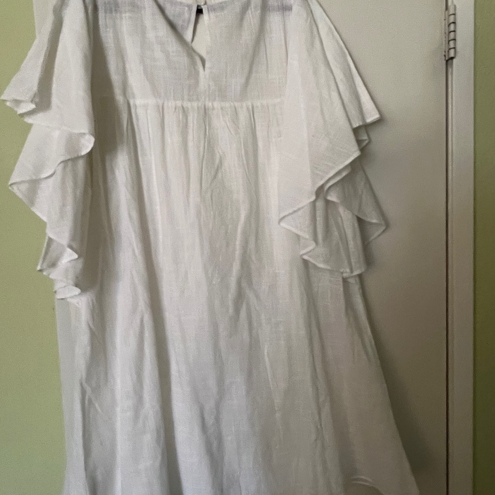Flowy white dress